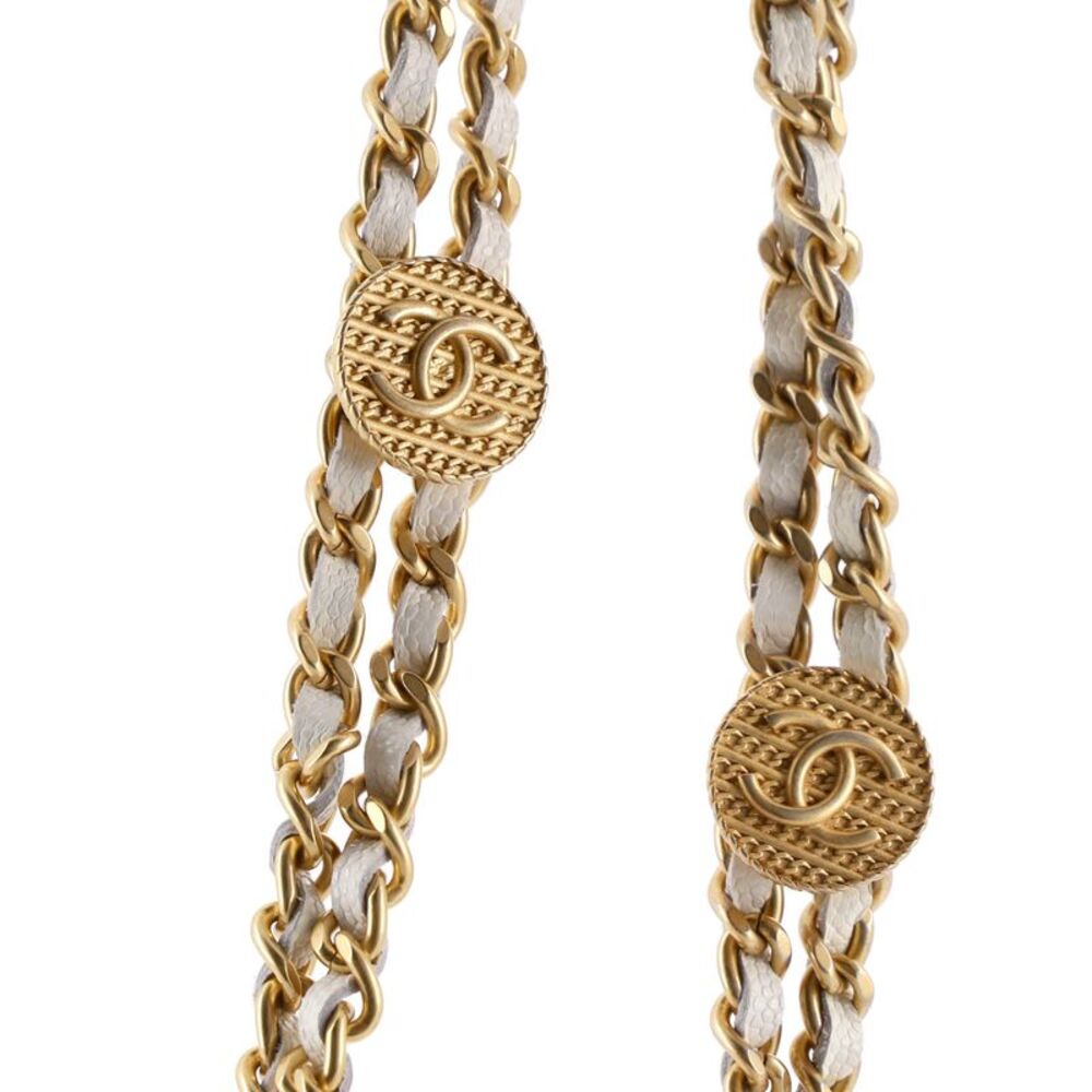 Chanel Twist Your Buttons Drawstring Bucket Bag Q… - image 7